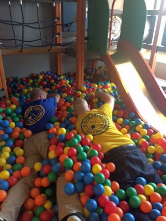 Uimakoulu ruotsin laivalla